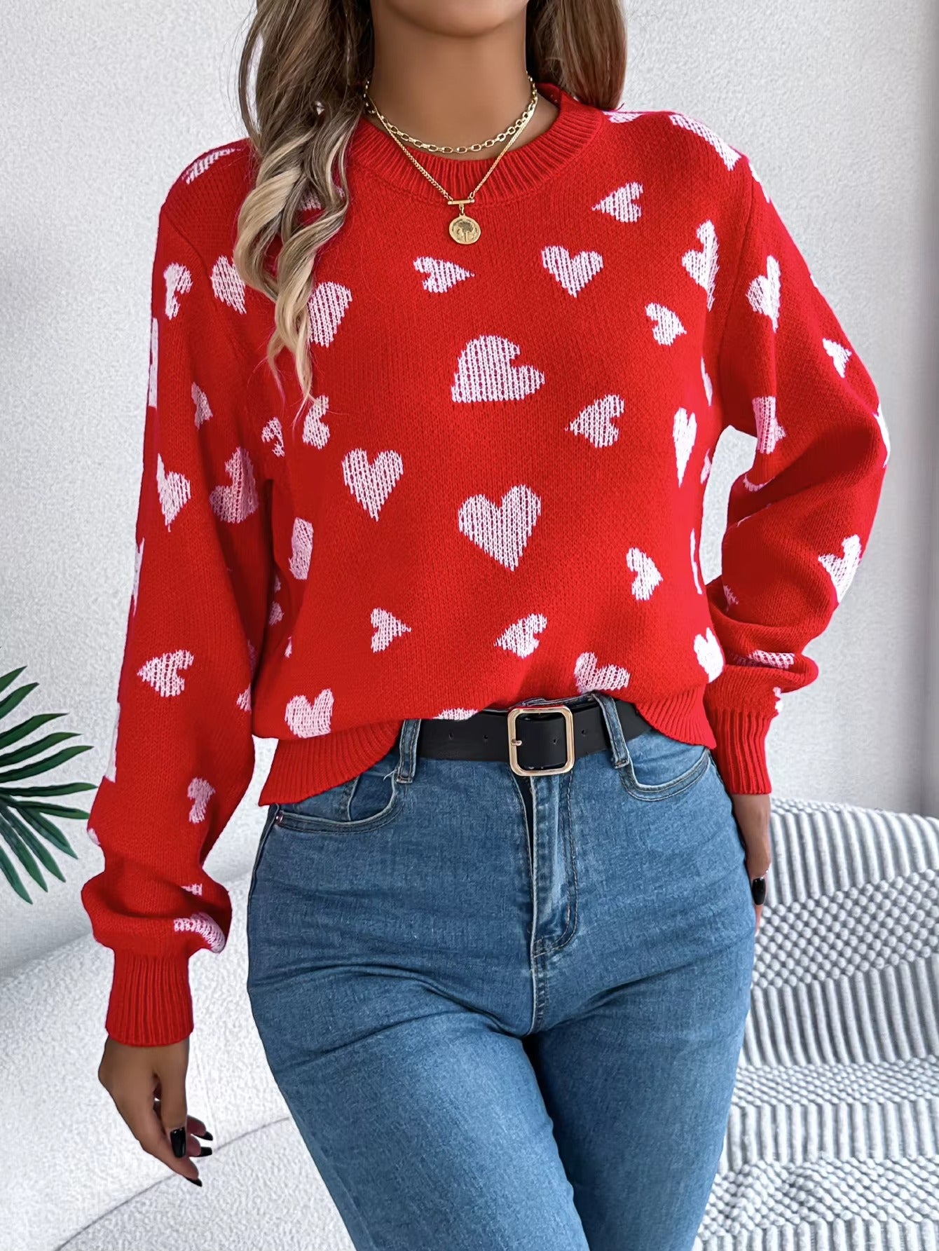 Women’s Heart Print Contrast Color Pullover Sweater