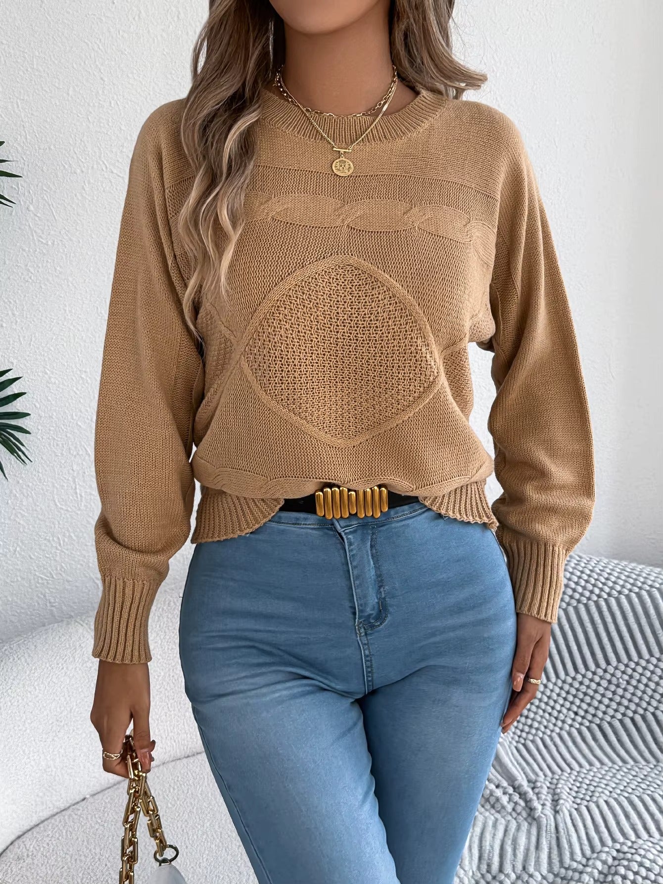 Women’s Round Neck Twist Knit Sweater
