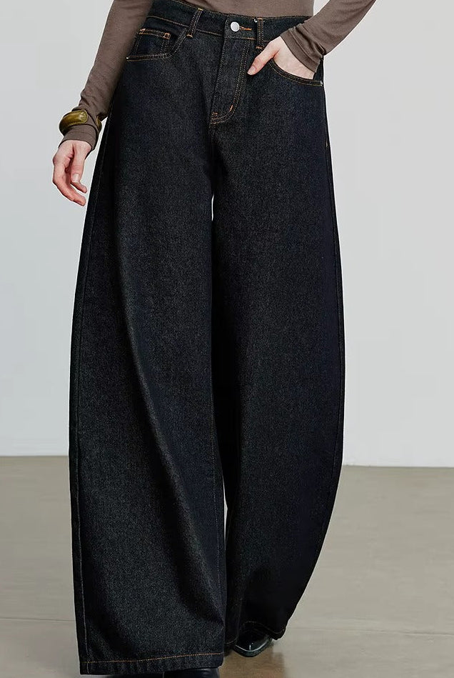 Loose Curved Banana Pants for Autumn Outfits
