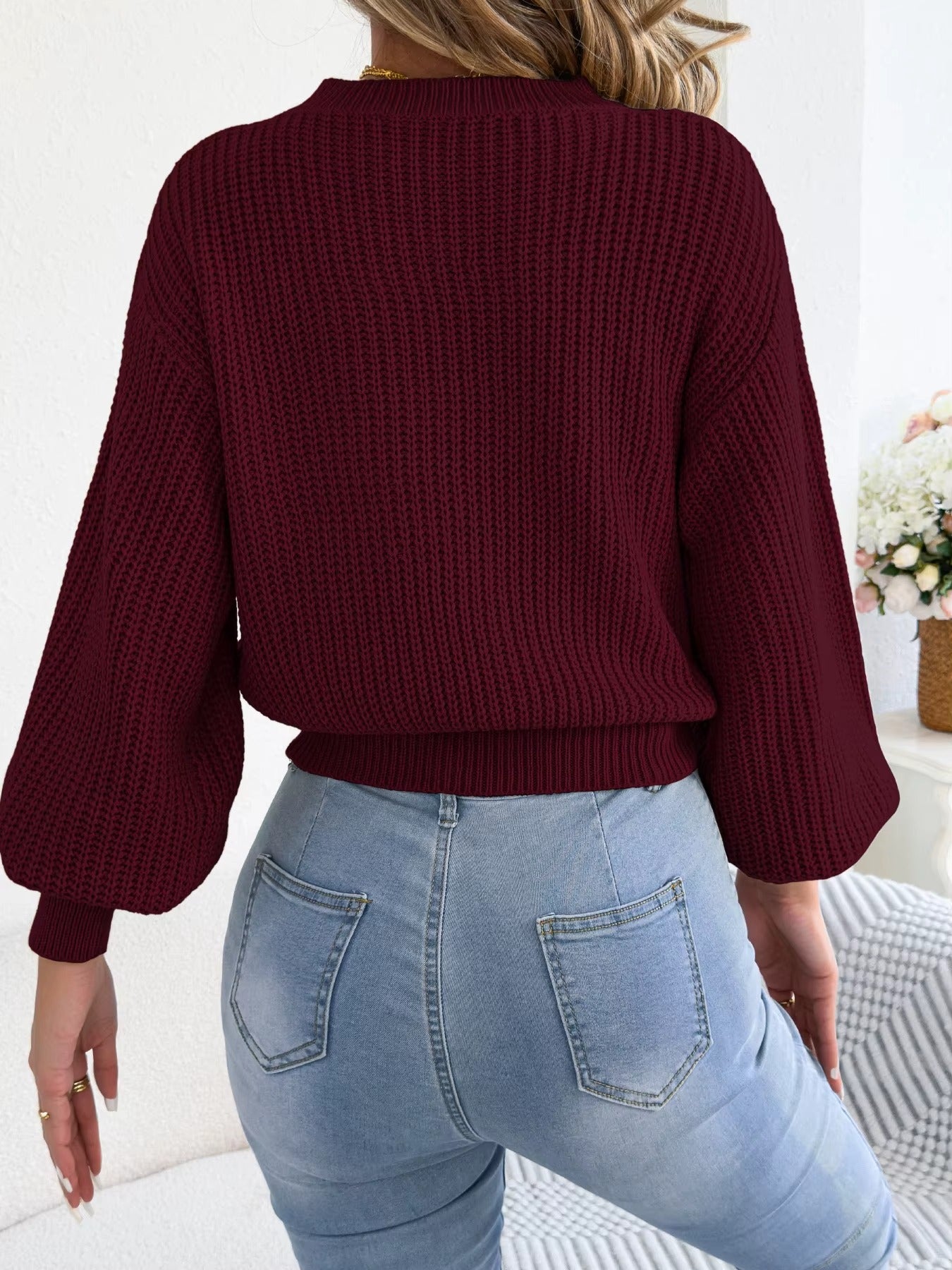 Women's Solid Color Lantern Sleeve Round Neck Knitted Sweater