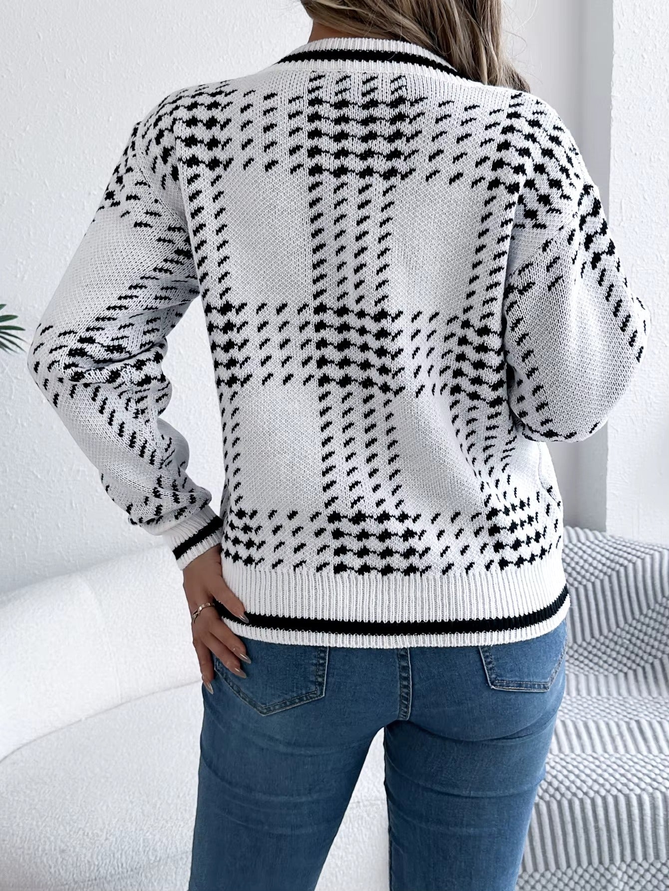 Women’s V-Neck Color Block Grid Striped Sweater