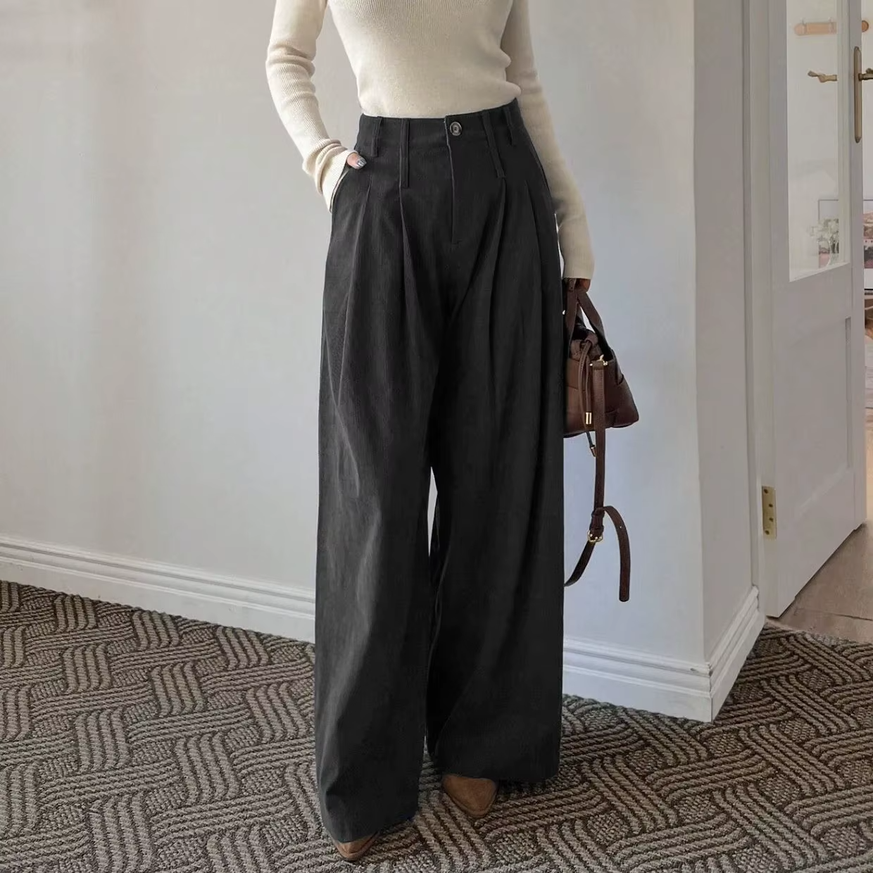 Women’s Wide Leg Corduroy Pants