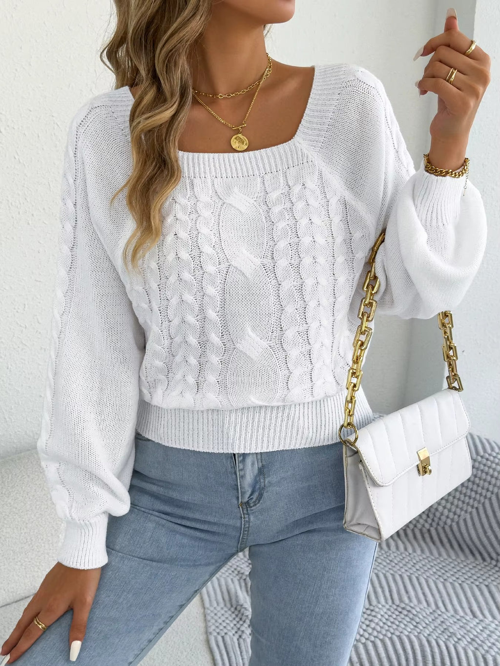 Woman Square Neck Lantern Sleeve Pullover