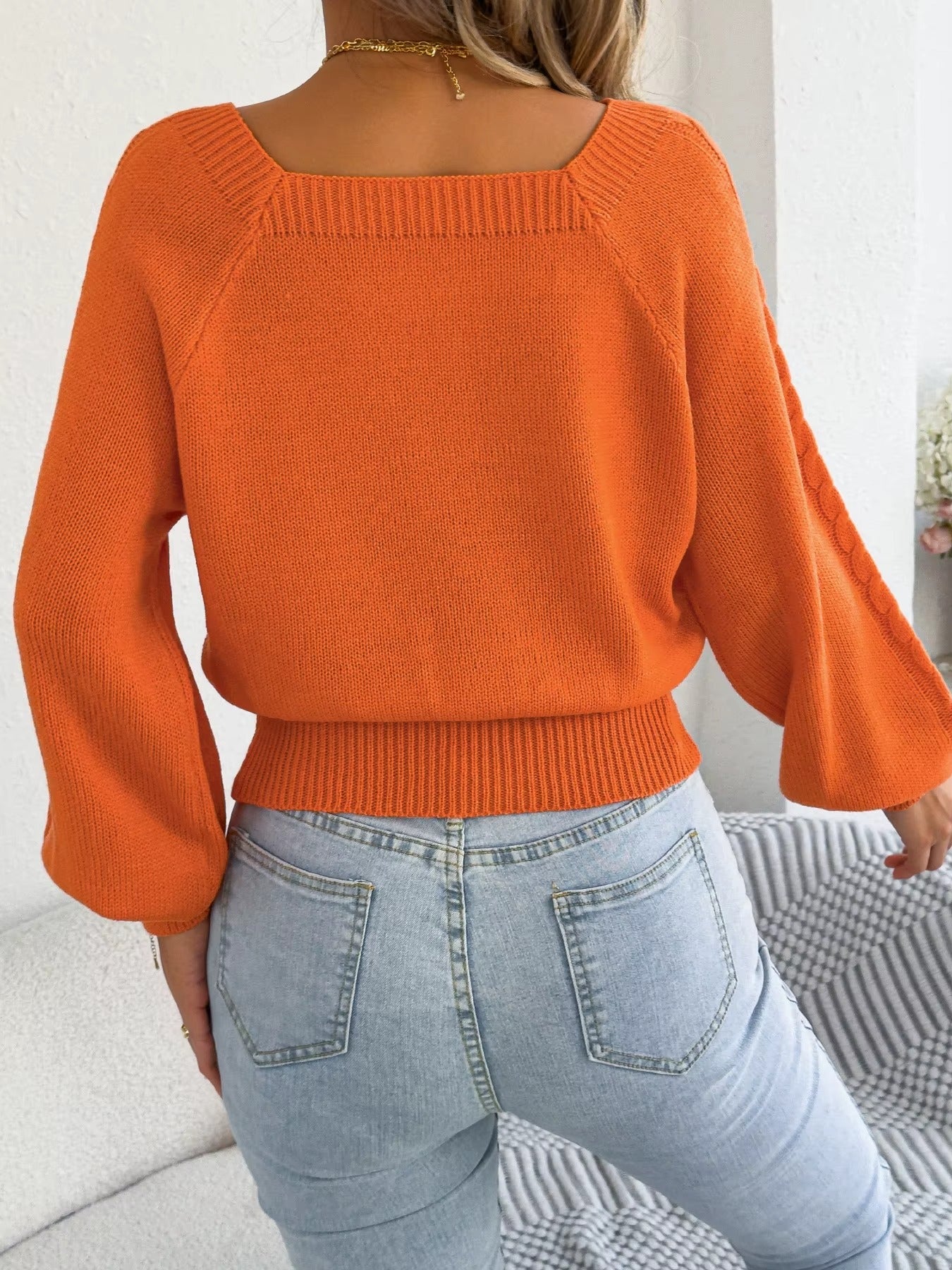 Woman Square Neck Lantern Sleeve Pullover