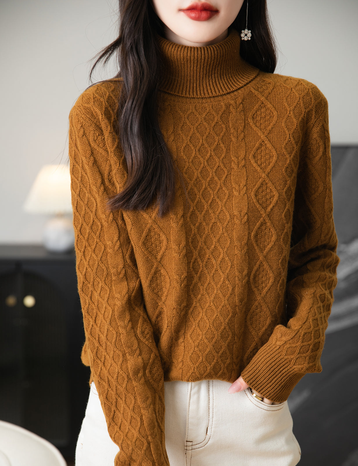 Pat Woman Wool Turtleneck Sweater