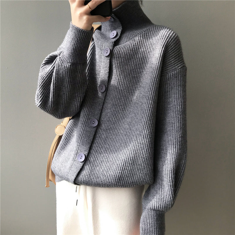 Kathy Woman Turtle Neck Sweater