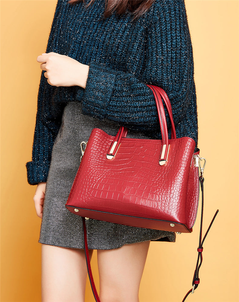 Erika Woman Leather Tote Handbag