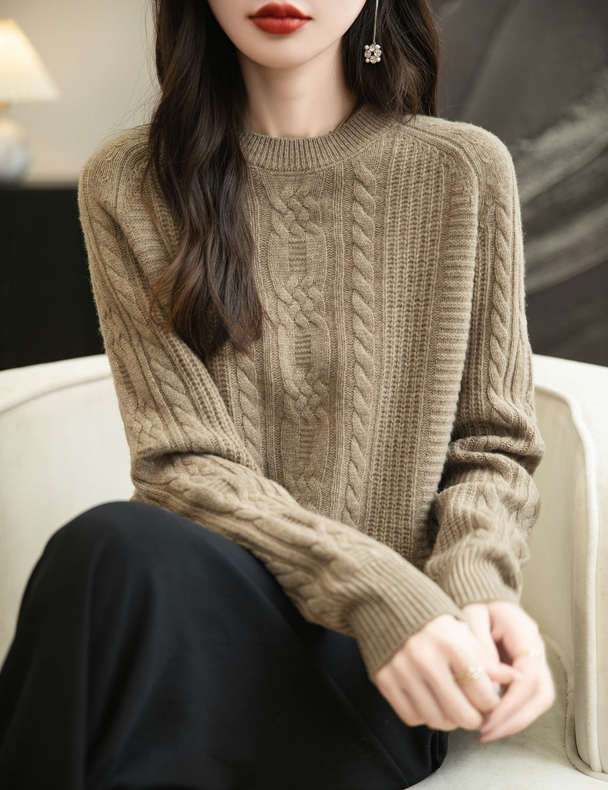 Miranda Woman Wool Crew Neck Sweater