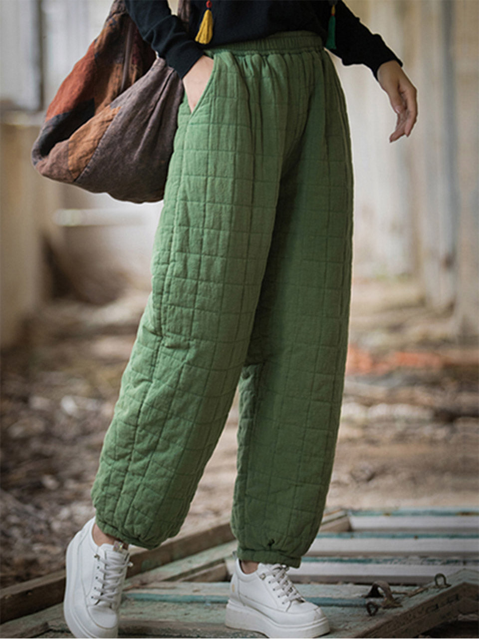 Nikki Woman Baggy Cargo Pants