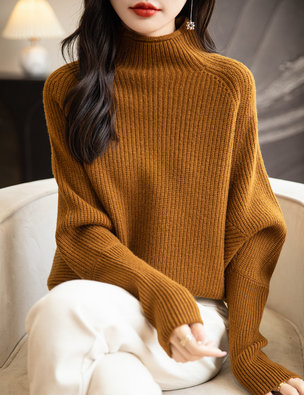 Jasmine Woman Turtleneck Sweater