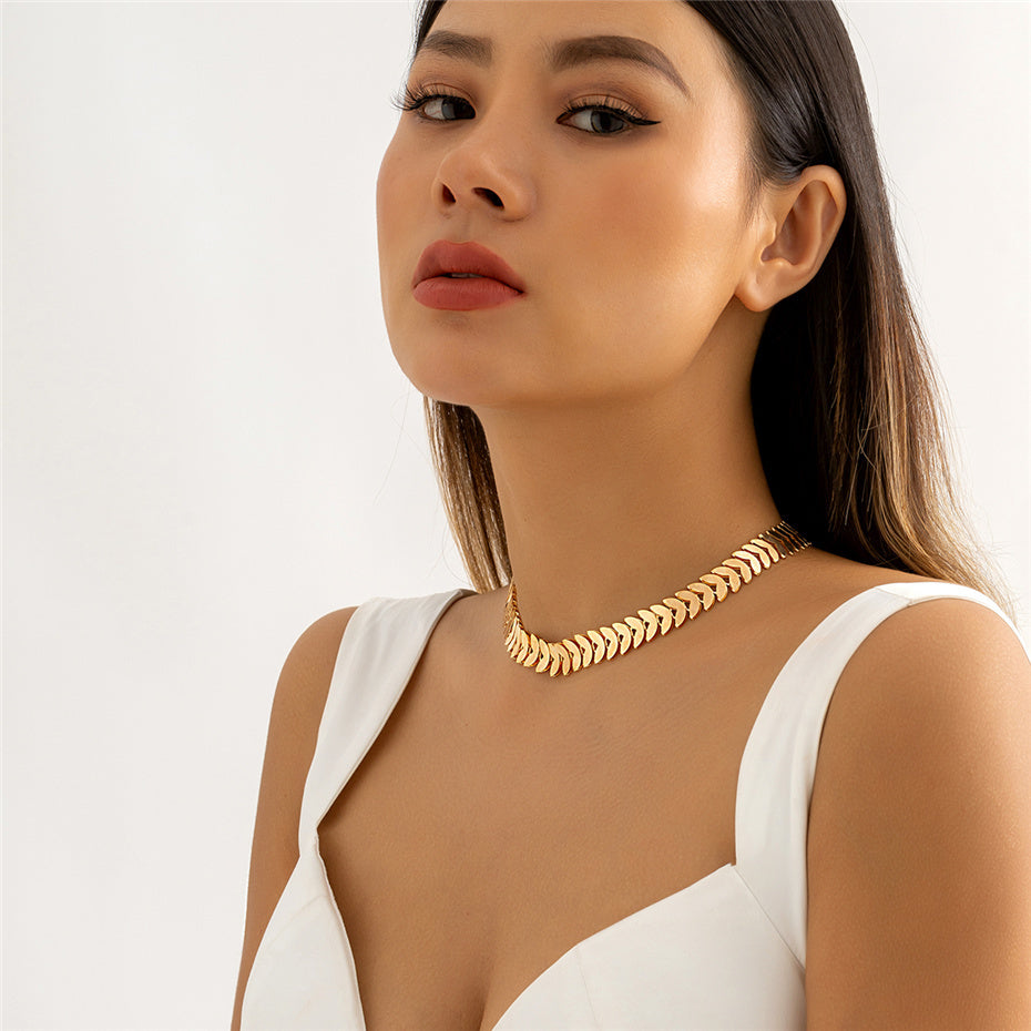 June Airplane V Shape Clavicle Chain Necklace