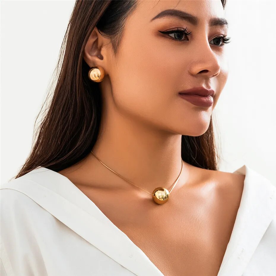 Janis Punk Big Ball Pendant Snake Bone Chain Necklace