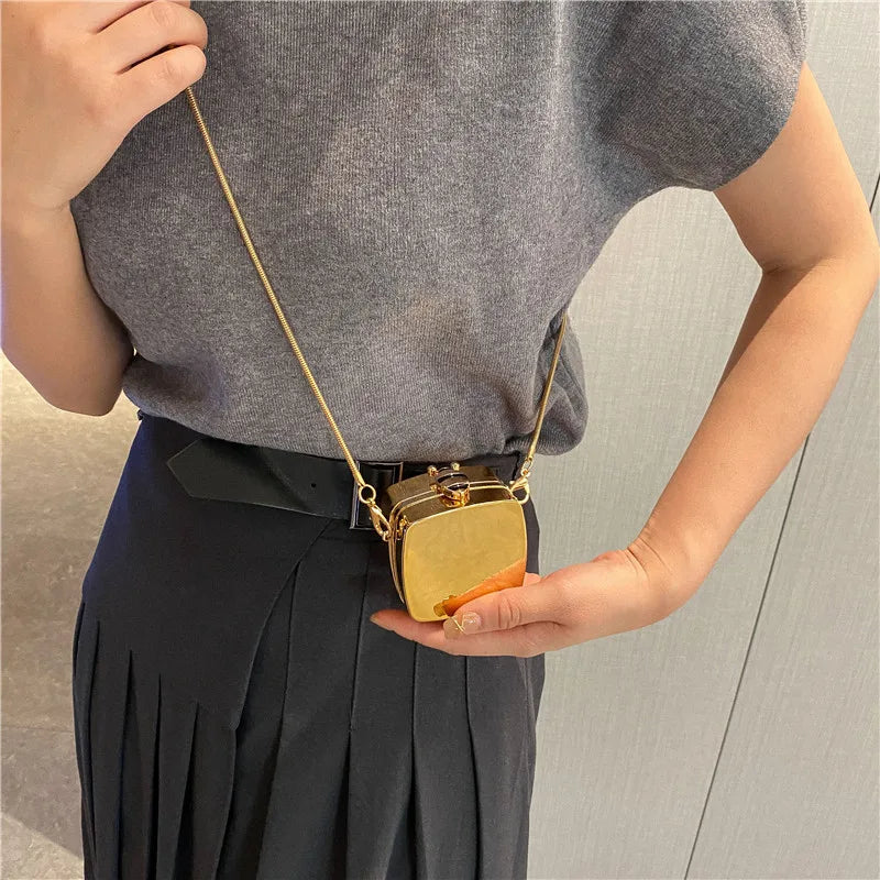 Sue Woman Mini Crossbody Bag