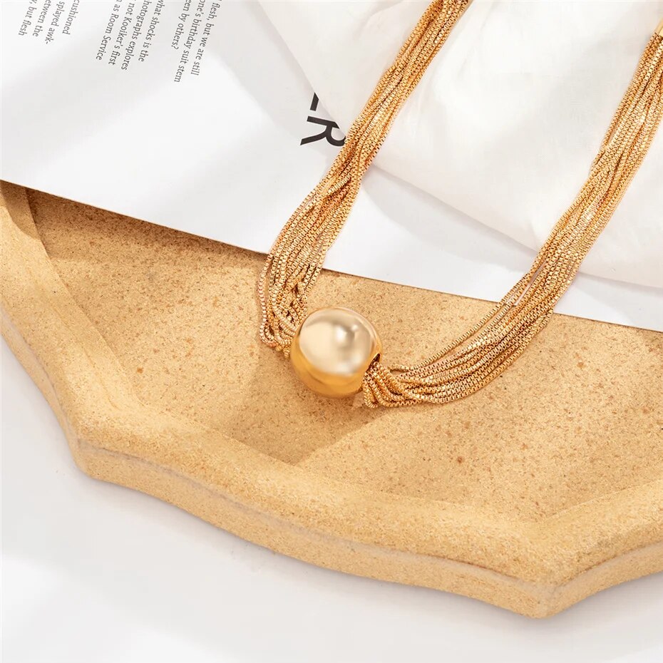 Holly Twisted Chunky Chain Necklace