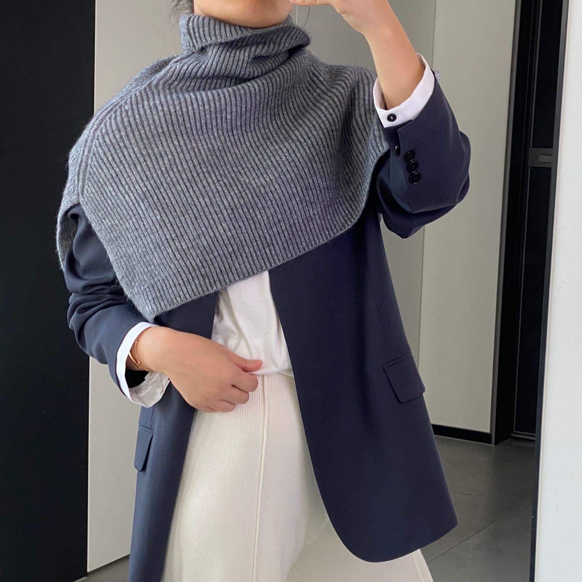 Grace Knitted Short Shawl Turtleneck Woman Sweater