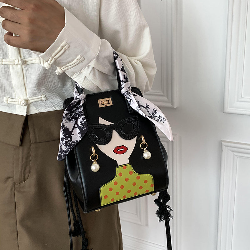 Lucy Woman Glasses Handbag