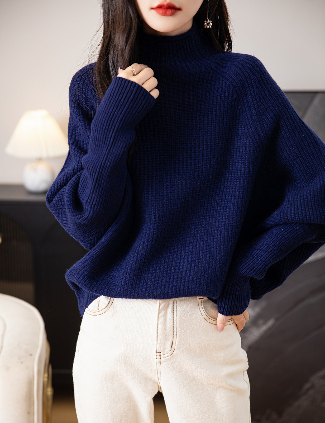 Jasmine Woman Turtleneck Sweater