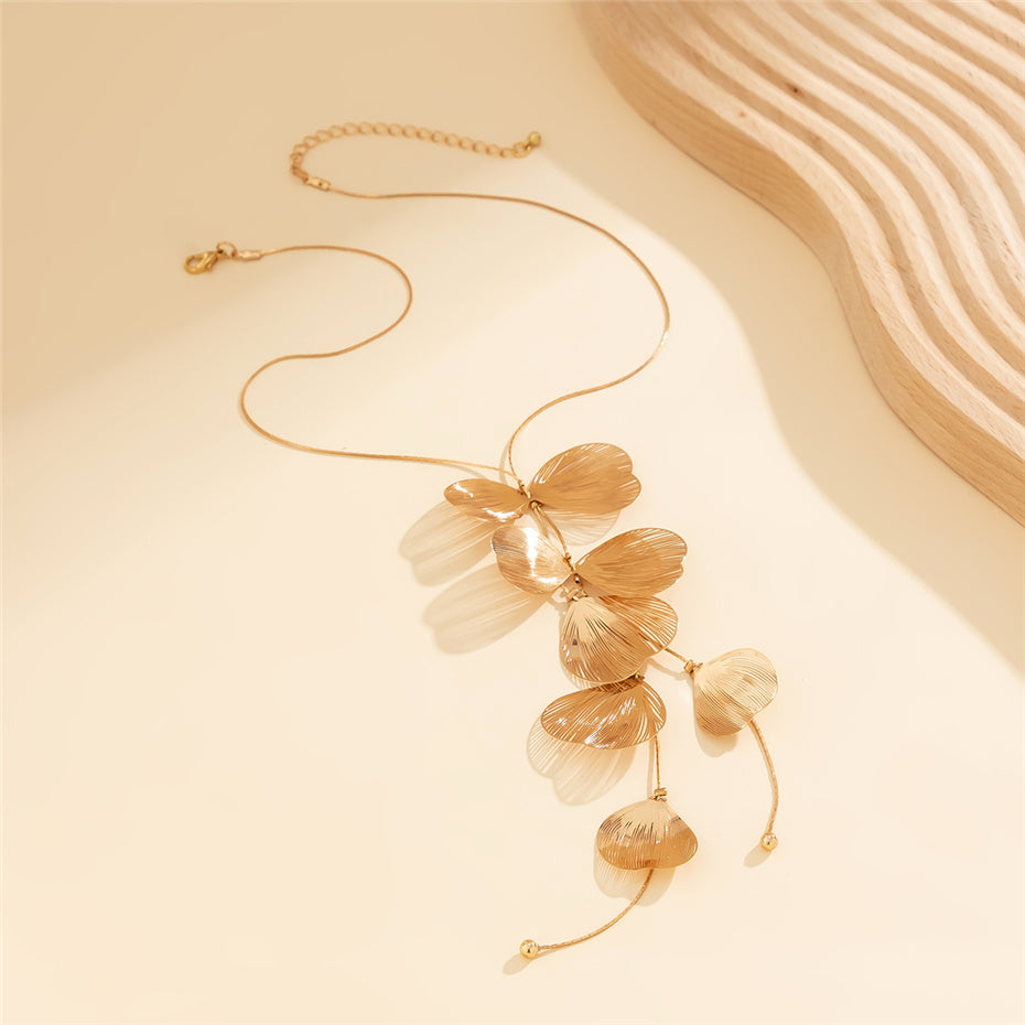 Ethel Kpop Flower Petal Pendant Choker Necklace