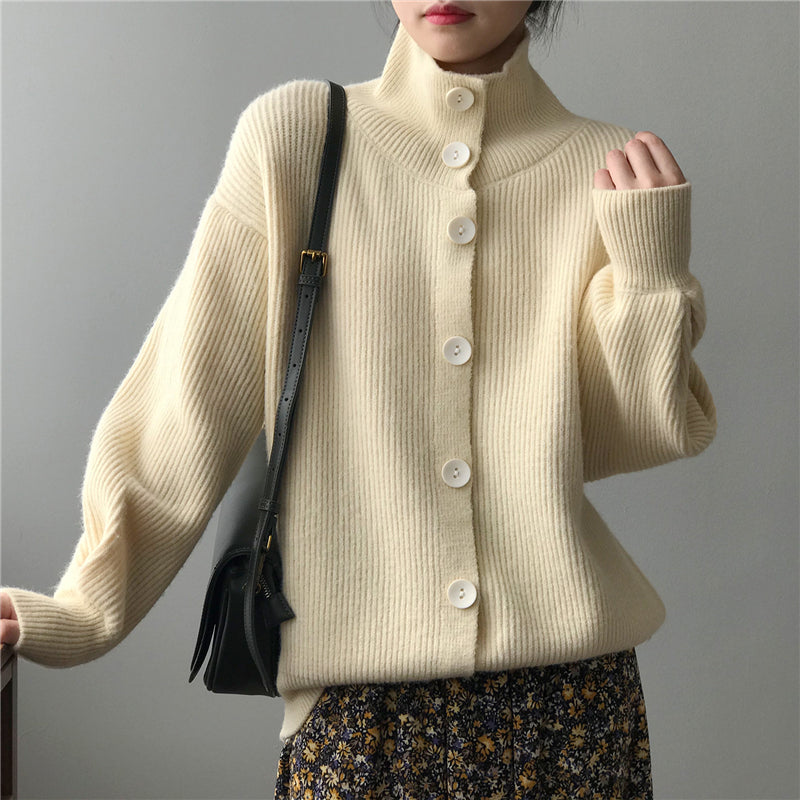 Kathy Woman Turtle Neck Sweater