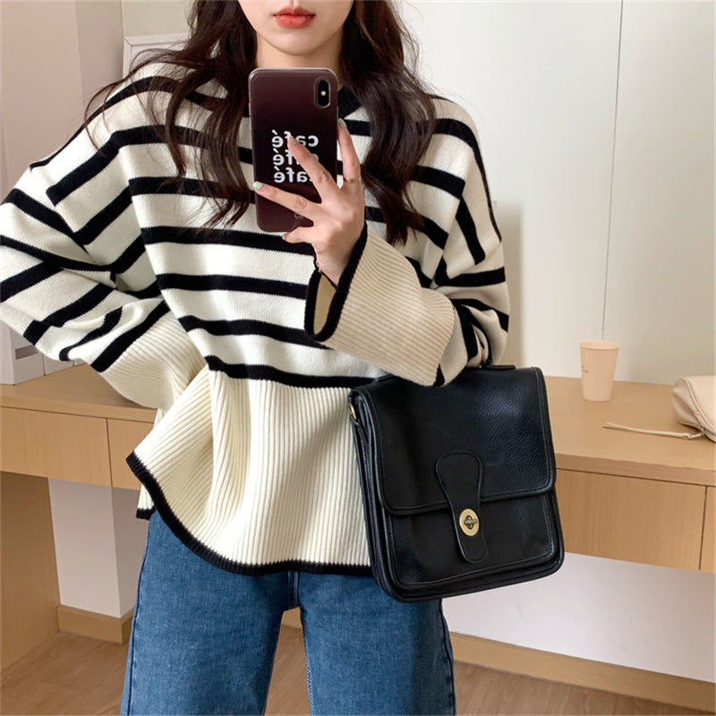 Kelly Casual Oversized Striped Woman Sweater