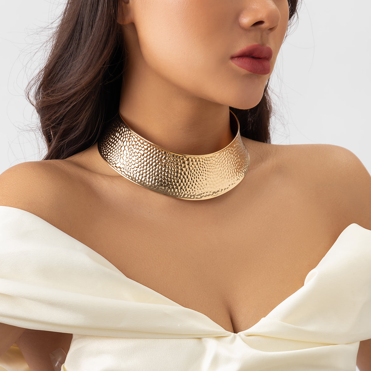 Erika Women Steampunk Metal Choker Necklace