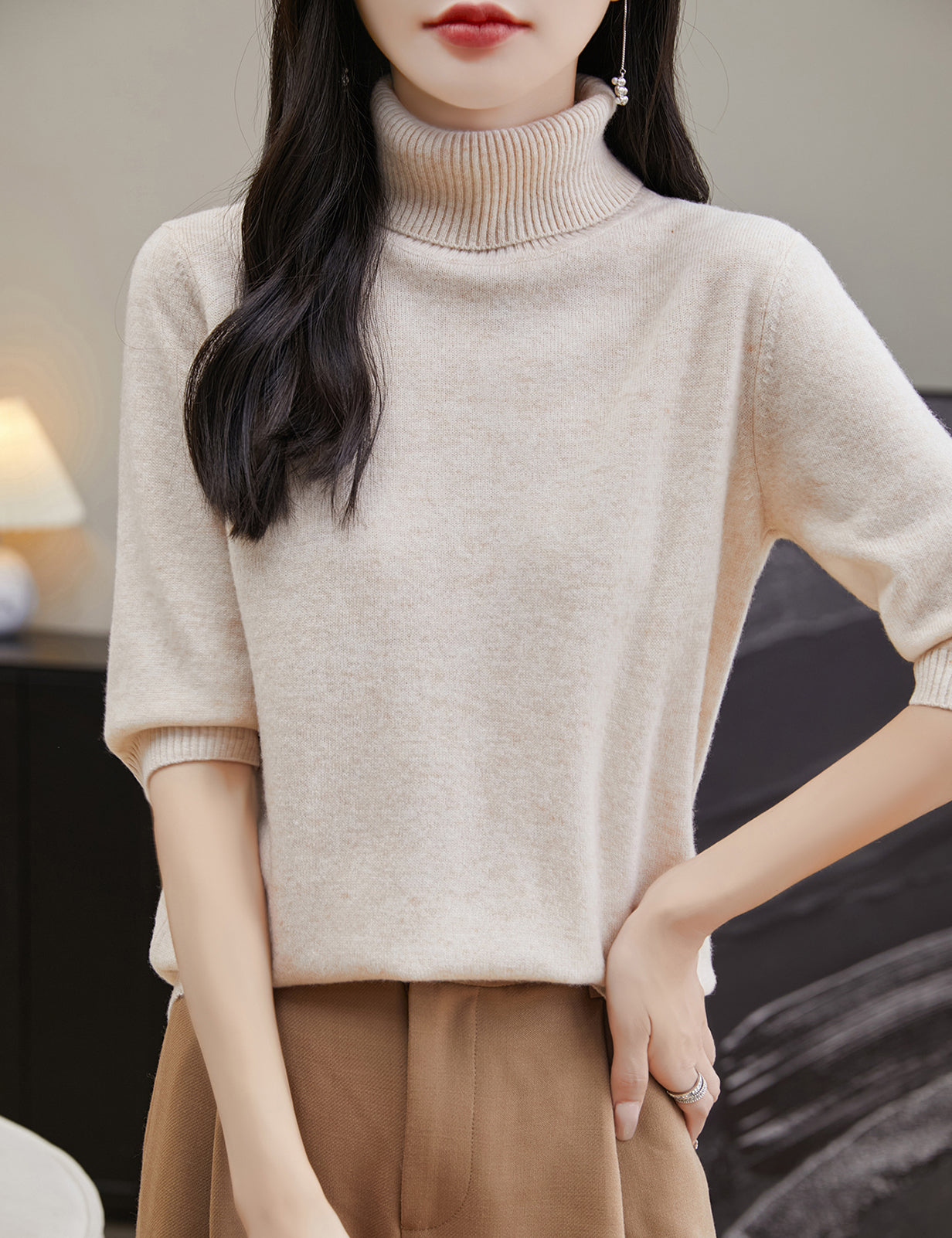 Hannah Woman Turtleneck Sweater