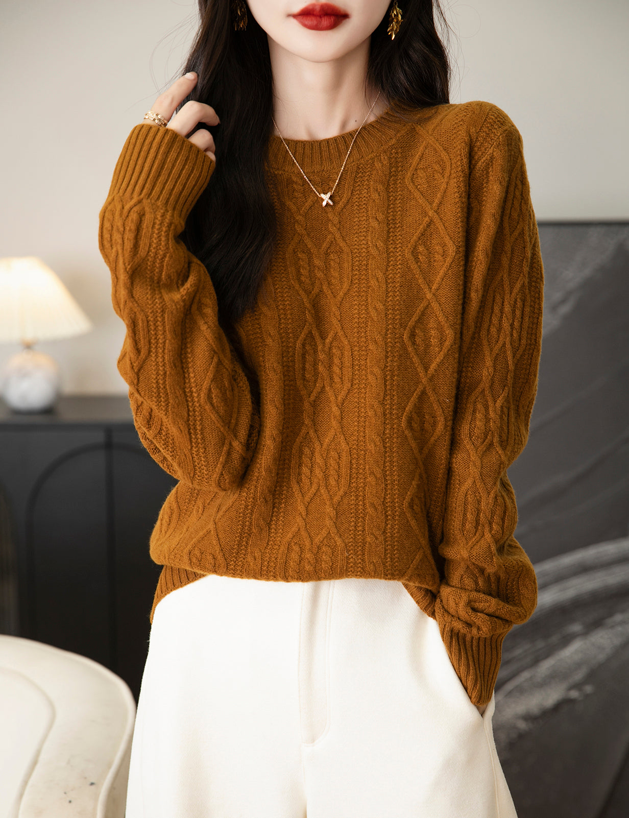 Alexa Woman Long Sleeve O-Neck Sweater