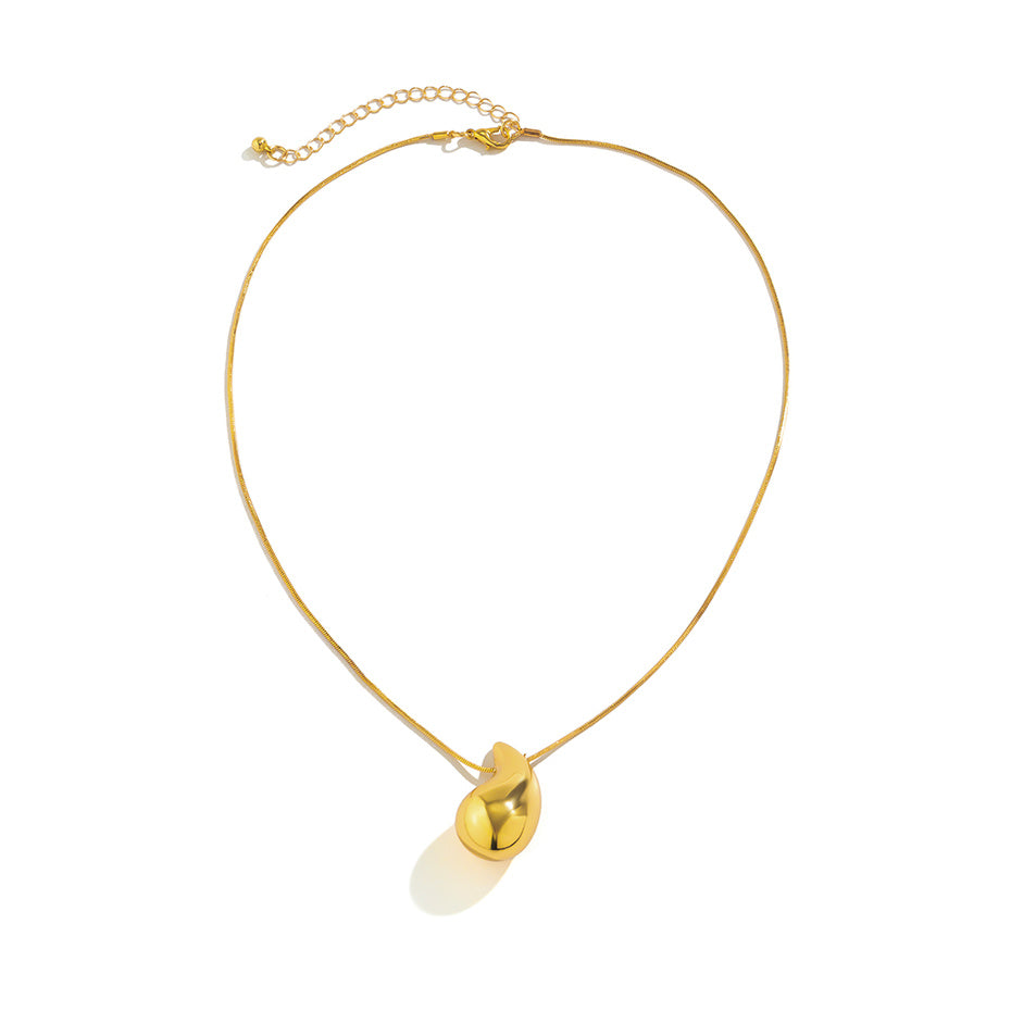 Yvonne Beans Pea Pendant Choker Necklace
