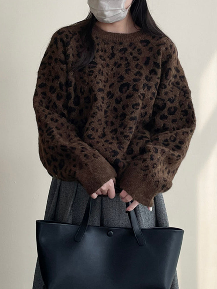 Lydia Leopard Knitted Woman Sweater