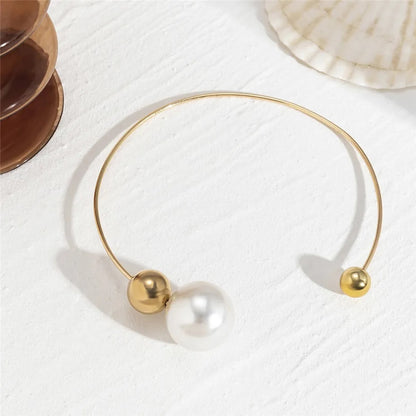 Diane Big White Pearl Choker Necklace