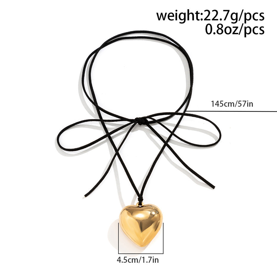 Beth Velvet Big Heart Pendant Choker Necklace