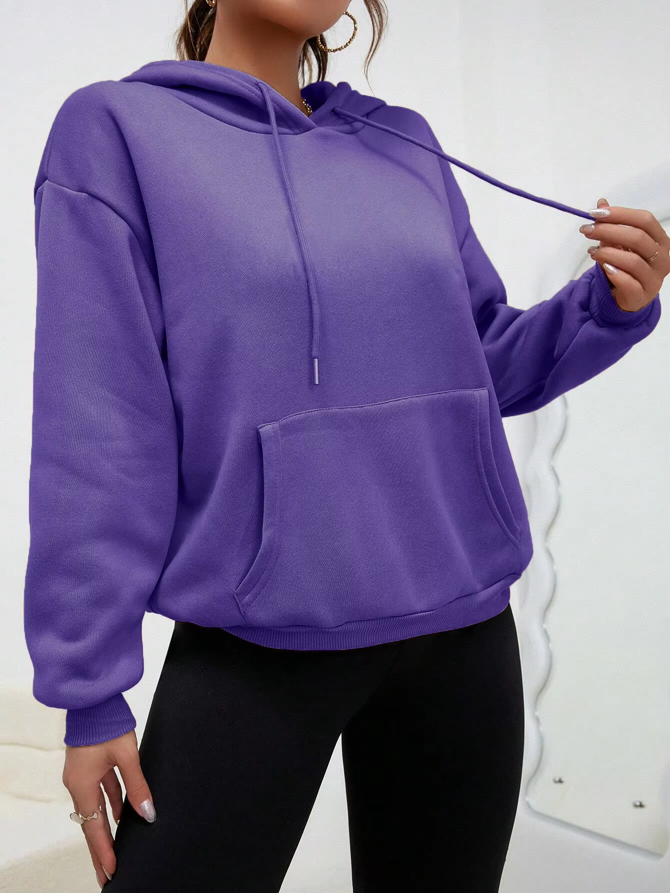 Effortless Street: Solid Color Fleece Hoodie