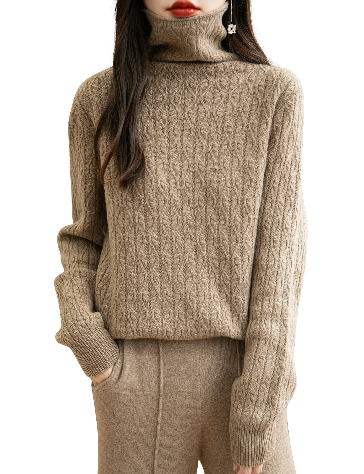 Nikki Turtleneck Woman Knit Sweater