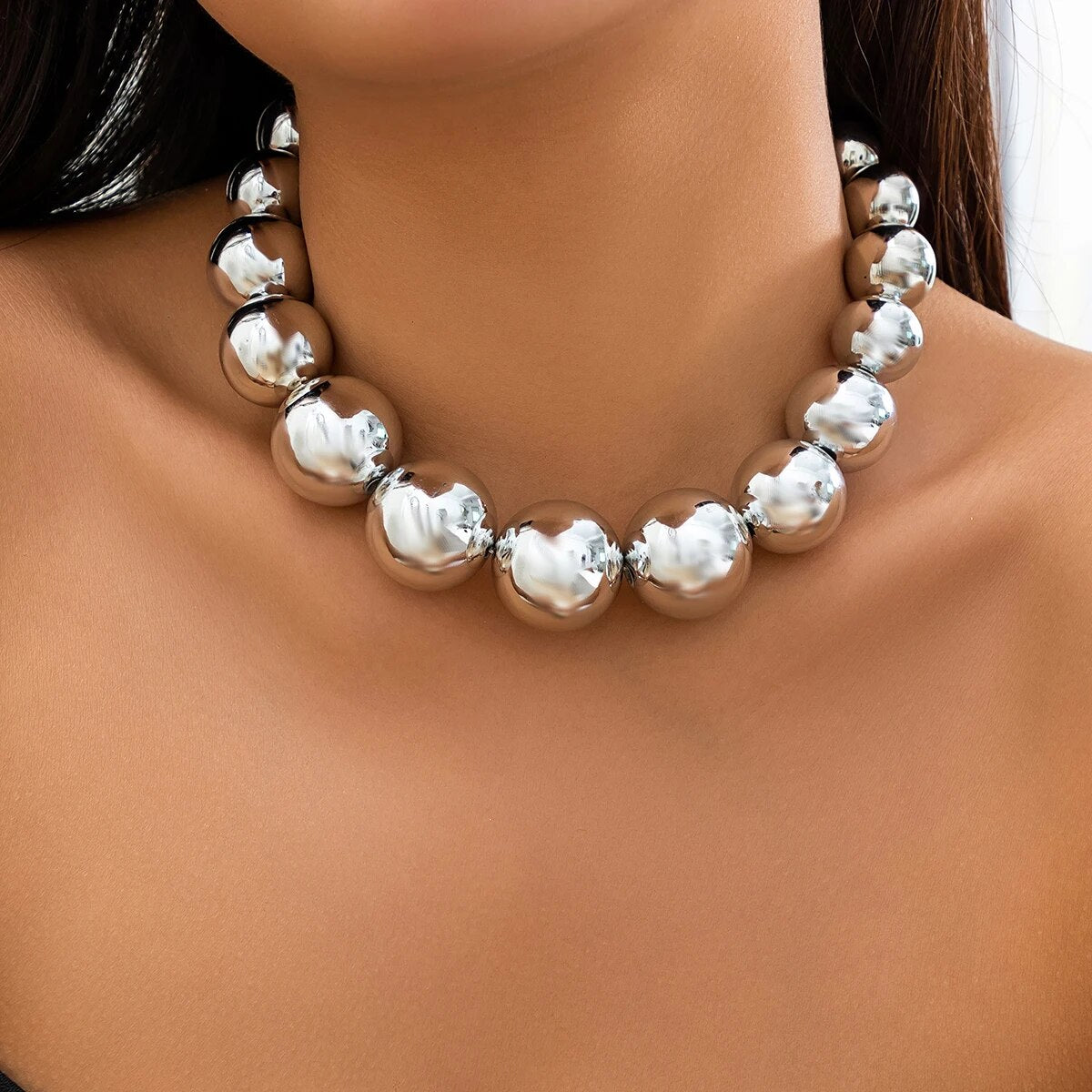 Sue Big Ball Bead Chain Necklace
